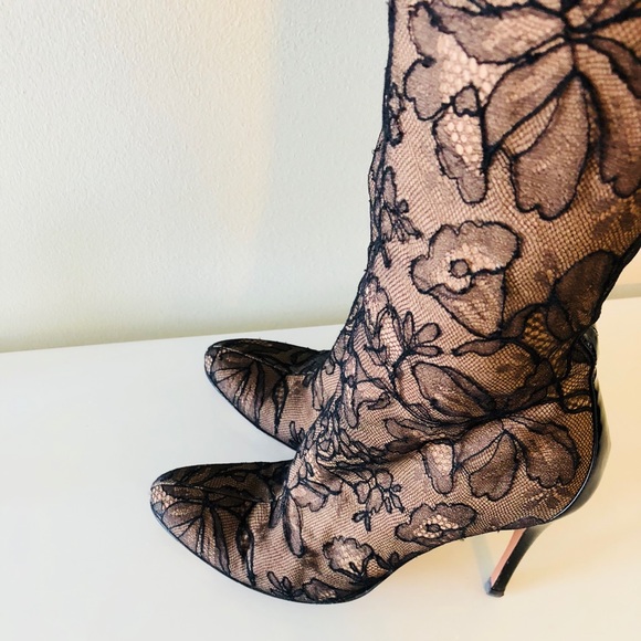 Azzedine Alaia Lace Boots - Picture 1 of 8
